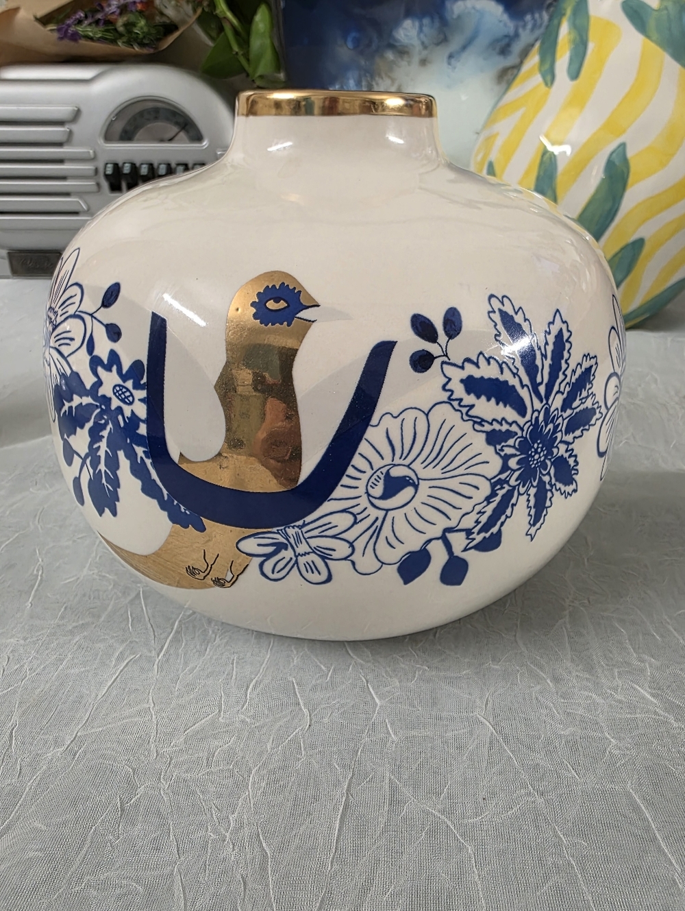 ANTHROPOLOGIE Vase Handpainted Artist LAUREN McINTOSH Decorative Love Bird